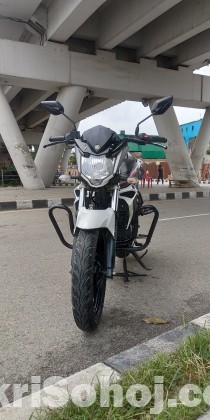 Yamaha fzs 2017